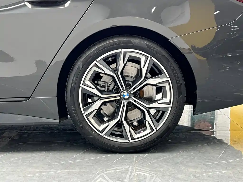 BMW 4 Series — миниатюра 26