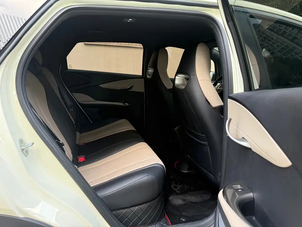 BYD Dolphin — миниатюра 9