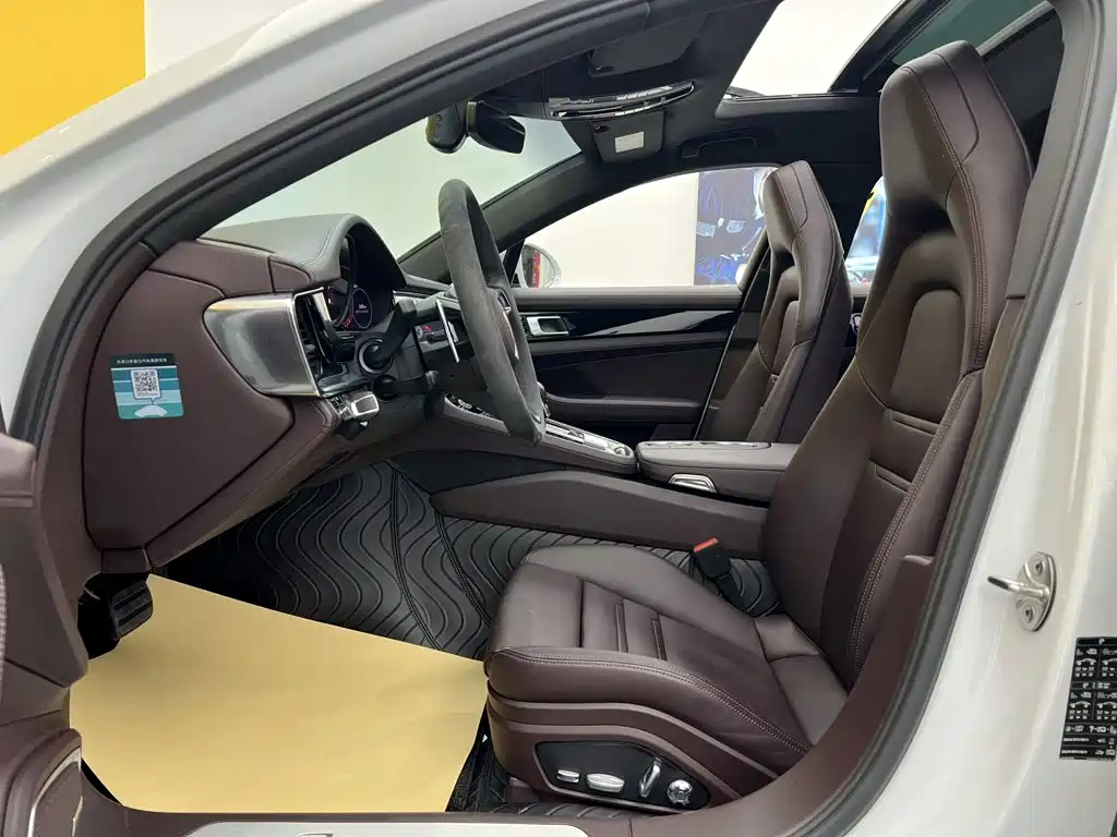 Porsche Panamera — миниатюра 18