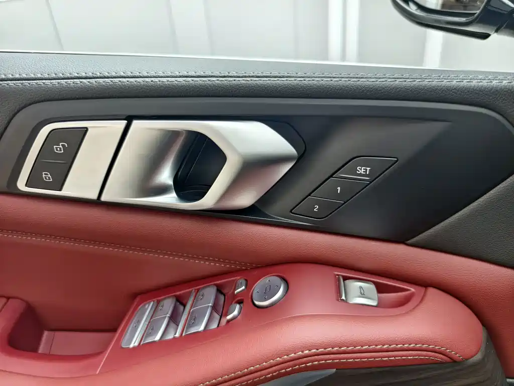 BMW X5 — миниатюра 14