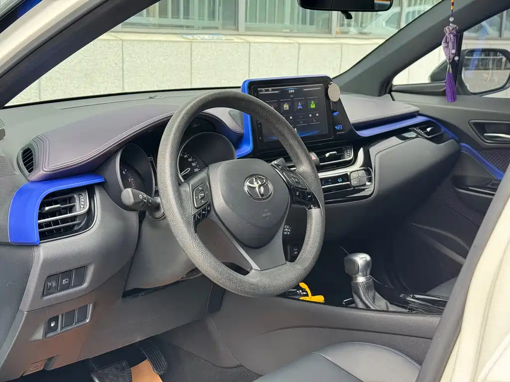 Toyota C-HR — миниатюра 9