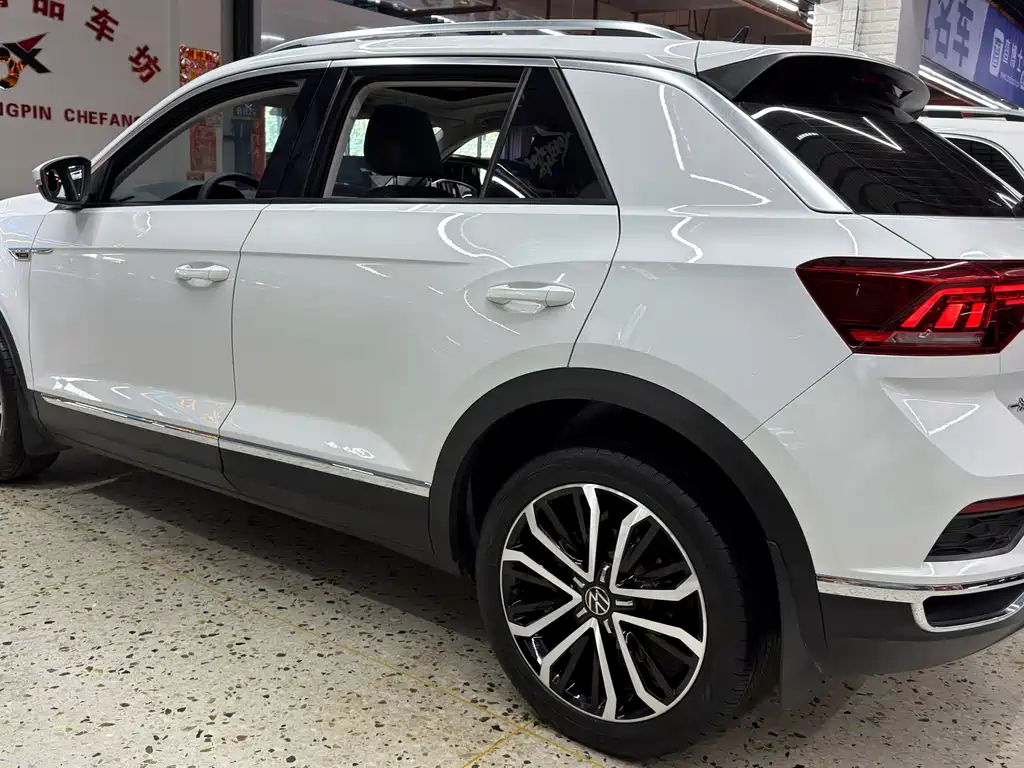 Volkswagen T-Roc — миниатюра 6