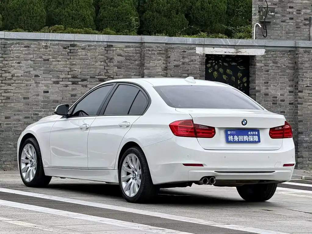 BMW 3 Series — миниатюра 3