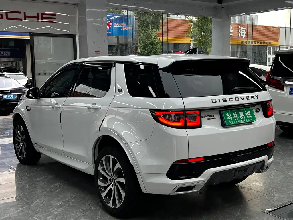 Land Rover Discovery Sport — миниатюра 6