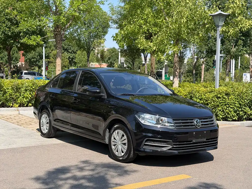 Volkswagen Santana — миниатюра 3
