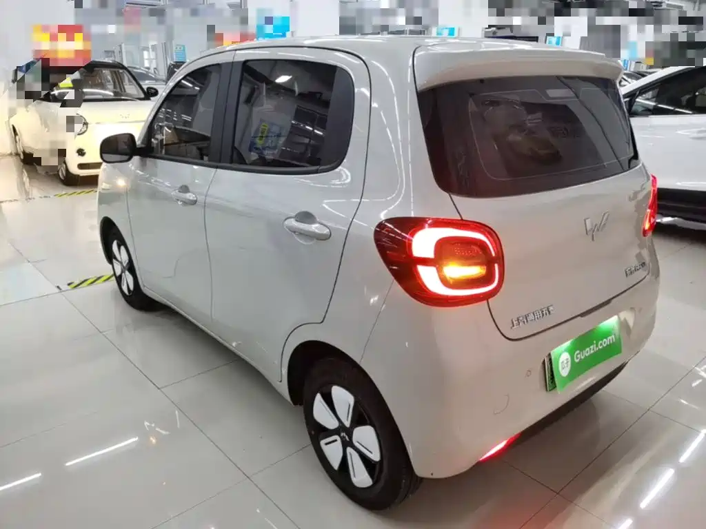 Wuling MINIEV — миниатюра 5