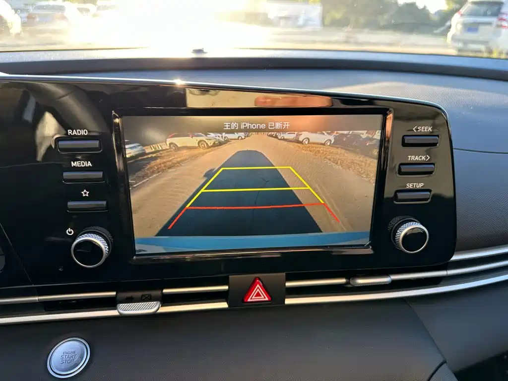 Hyundai Elantra — миниатюра 24