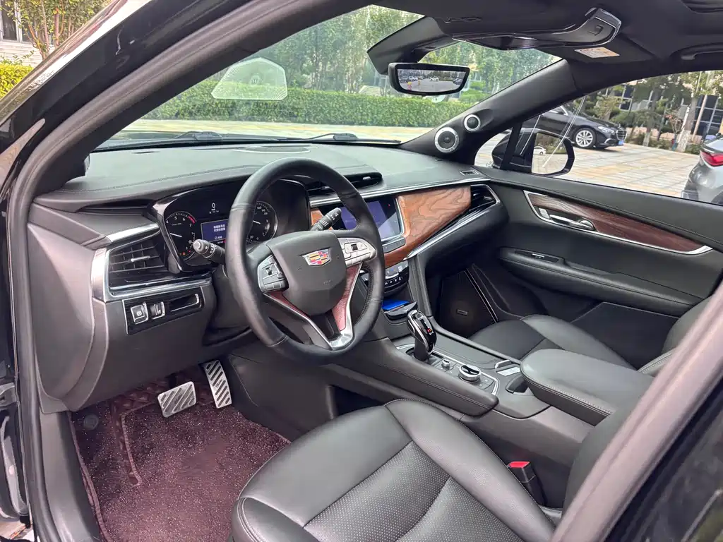 Cadillac XT6 — миниатюра 18