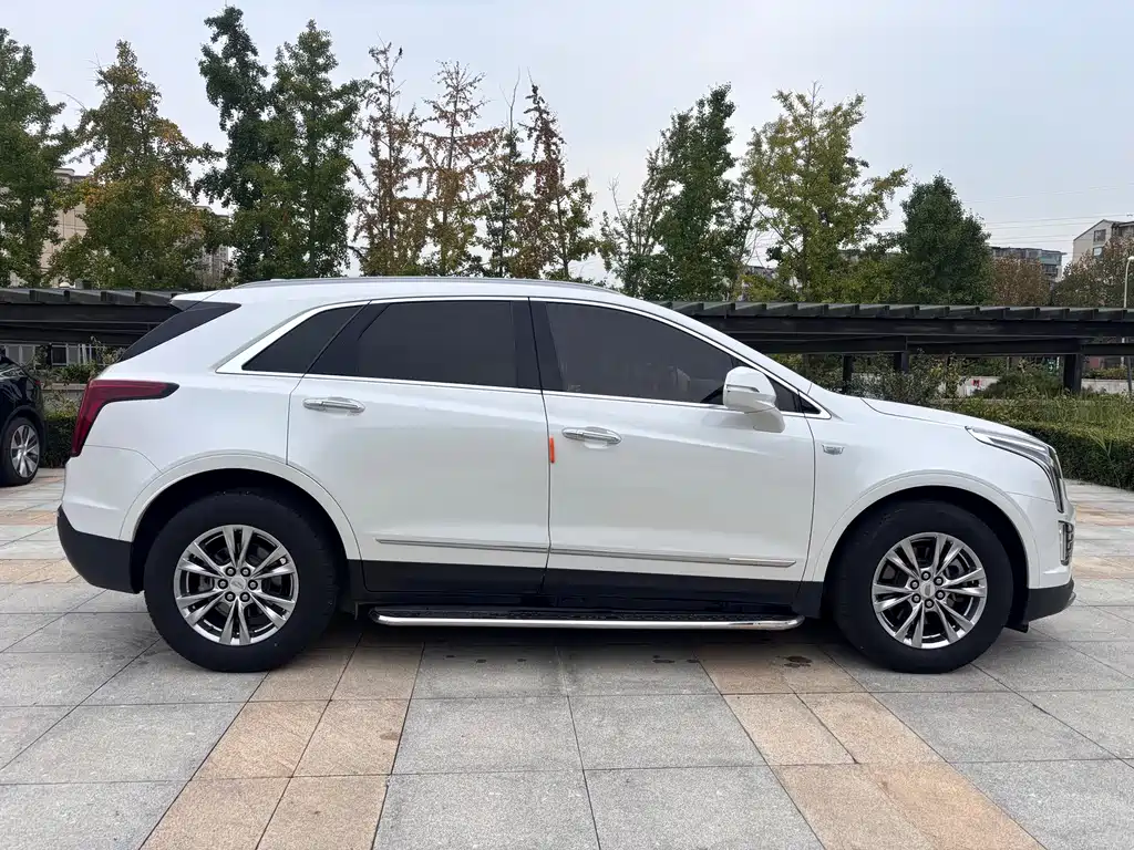 Cadillac XT5 — миниатюра 4