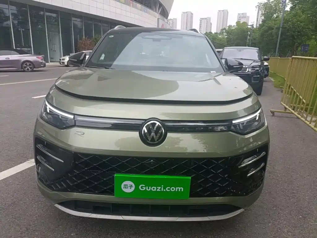 Volkswagen Tayron 2025 L 380TSI Luxury