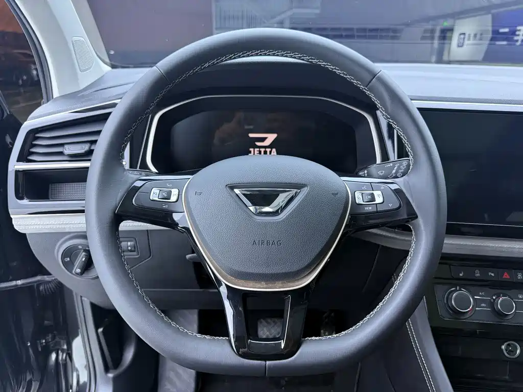 Jetta VS7 — миниатюра 11