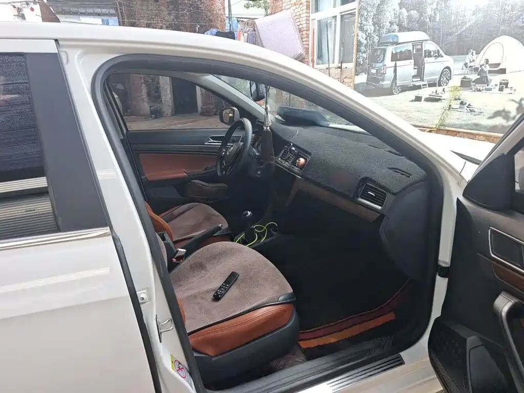 Volkswagen Lavida — миниатюра 18