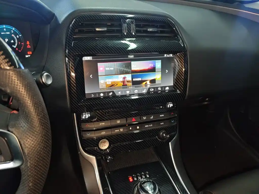Jaguar XEL — миниатюра 13