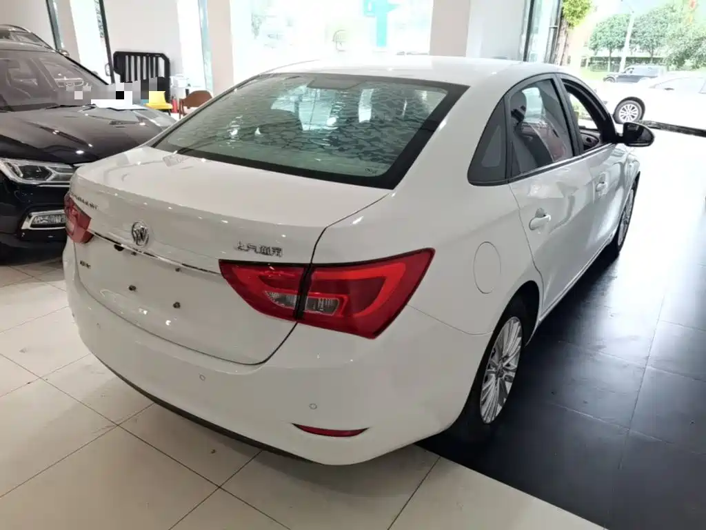 Buick Excelle — миниатюра 7