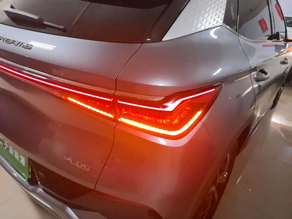 BYD Yuan Plus — миниатюра 8