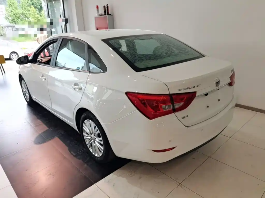 Buick Excelle — миниатюра 5