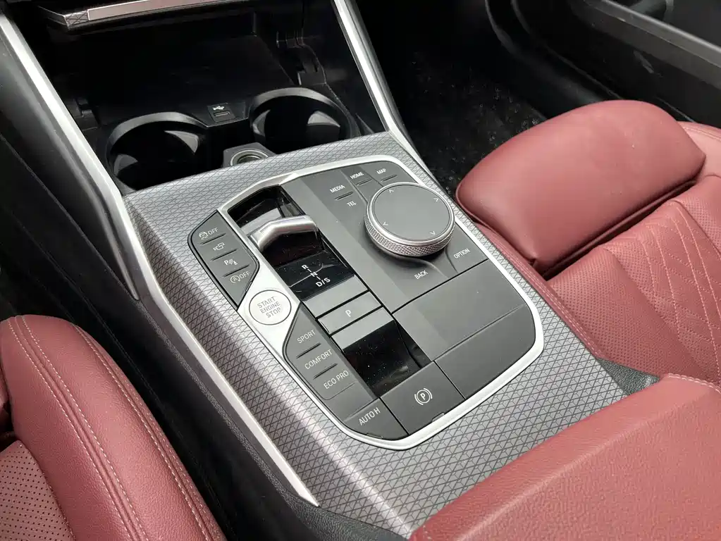 BMW 3 Series — миниатюра 10