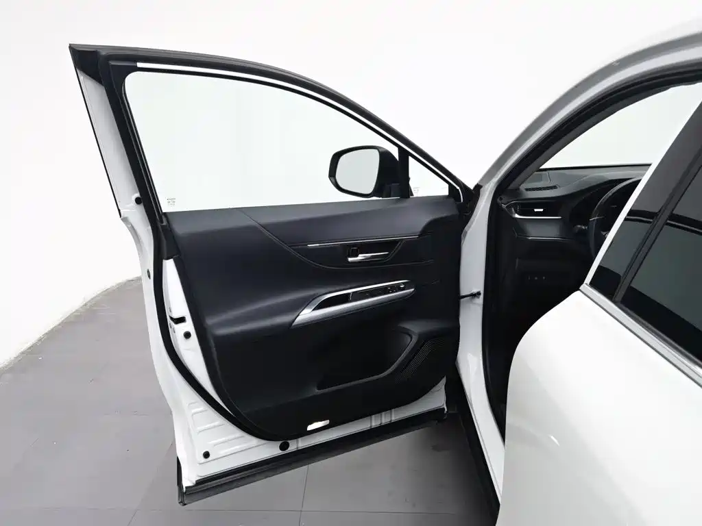Toyota Harrier — миниатюра 8