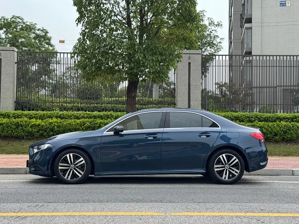 Mercedes-Benz A-Class A 2020 A 180 L Sport