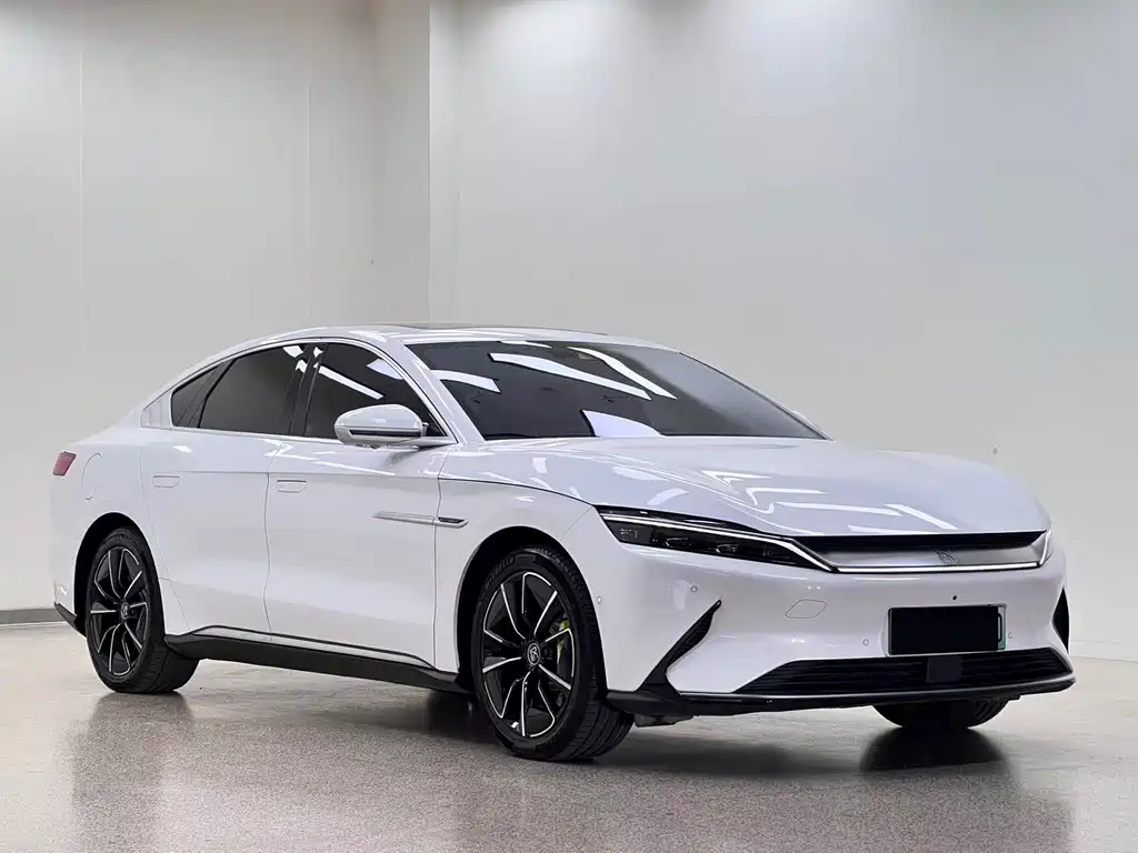 BYD Han — миниатюра 3