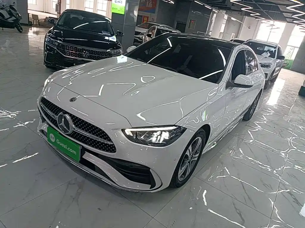 Mercedes-Benz C-Class — миниатюра 2