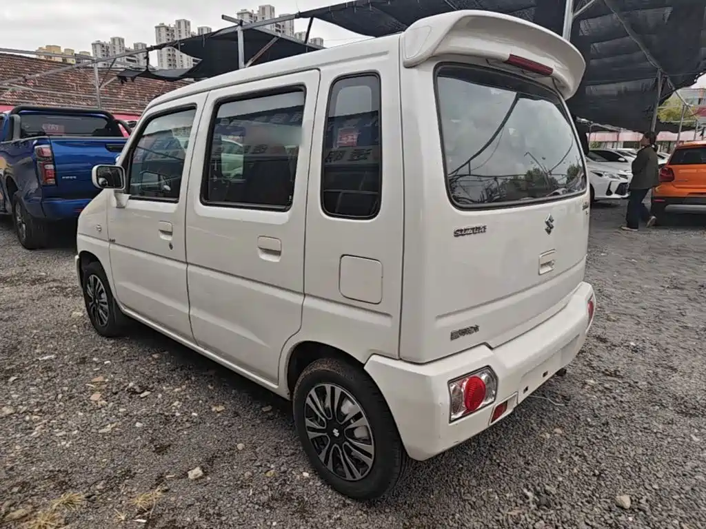 Suzuki Wagon R — миниатюра 5