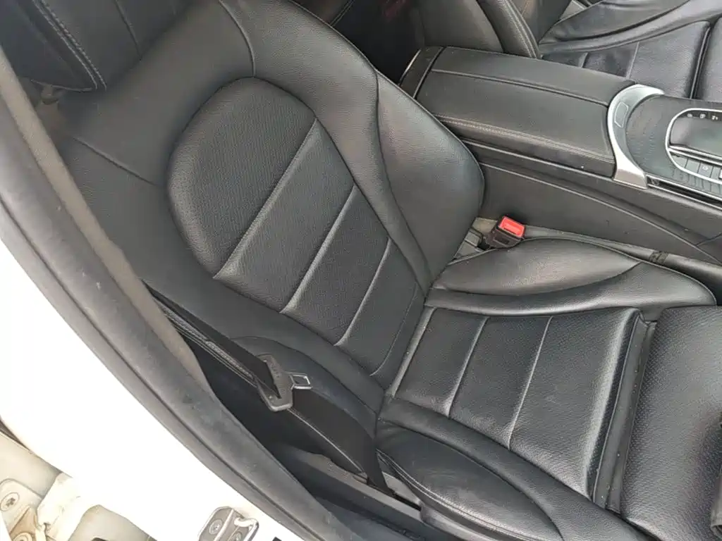 Mercedes-Benz C-Class — миниатюра 25