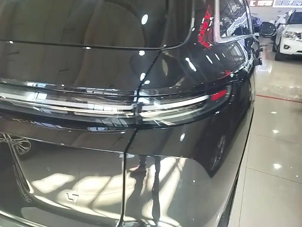 Li Auto Li L7 — миниатюра 8