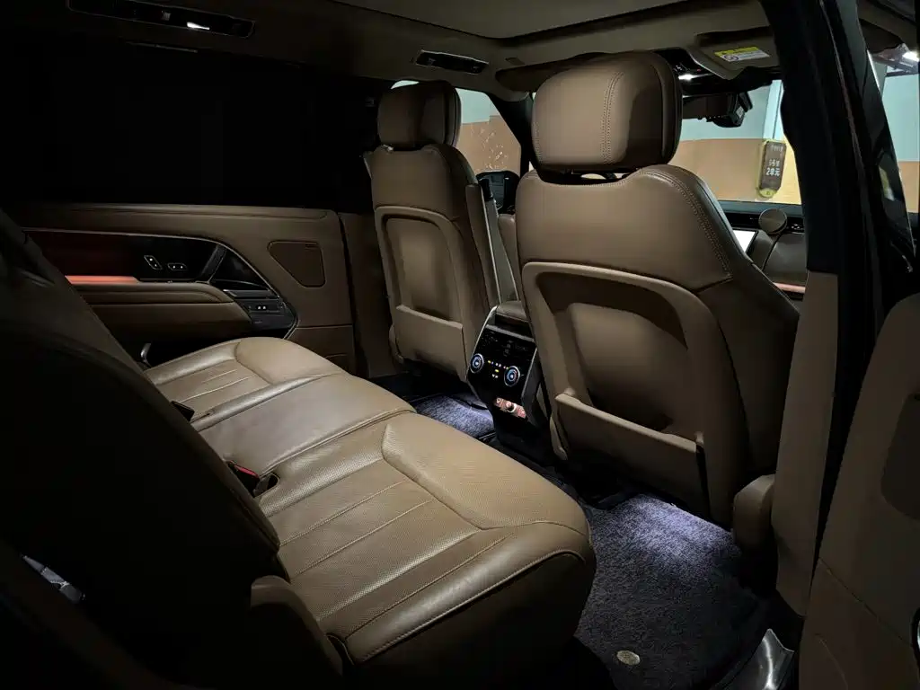 Land Rover Range Rover — миниатюра 5