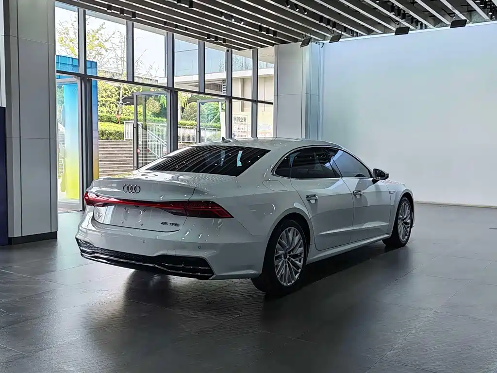 Audi A7L — миниатюра 17