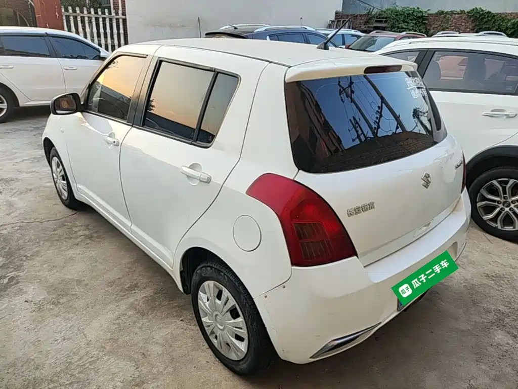 Suzuki Swift — миниатюра 5