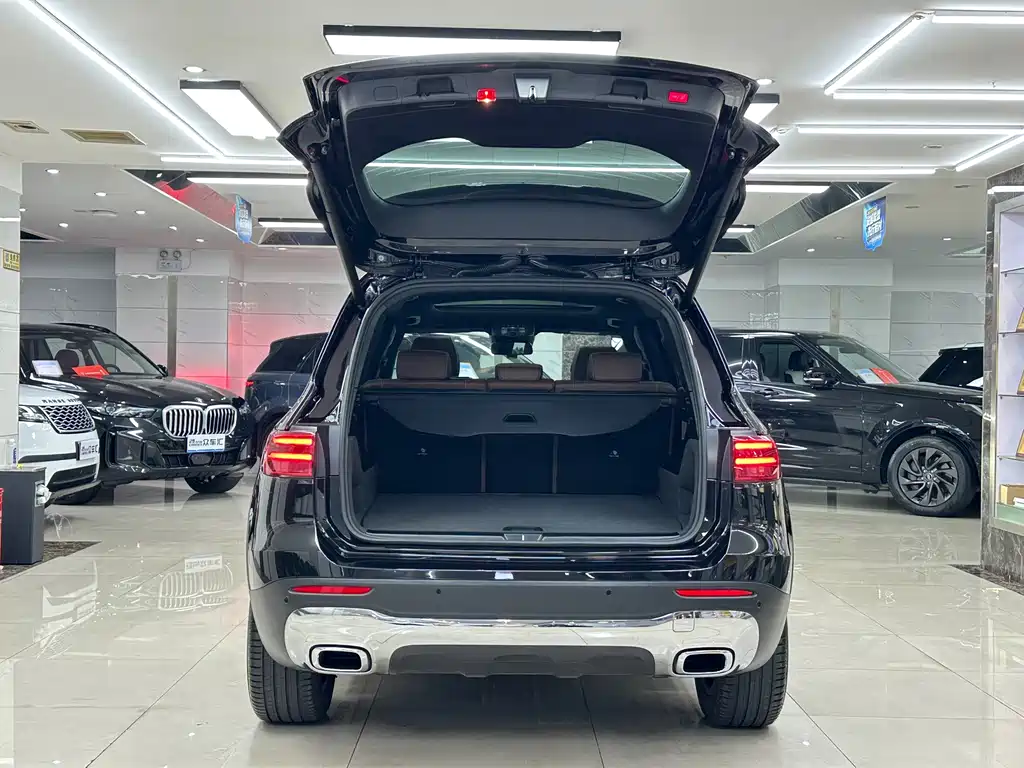 Mercedes-Benz GLB — миниатюра 23