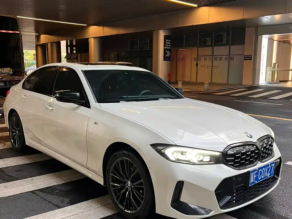 BMW 3 Series — миниатюра 3