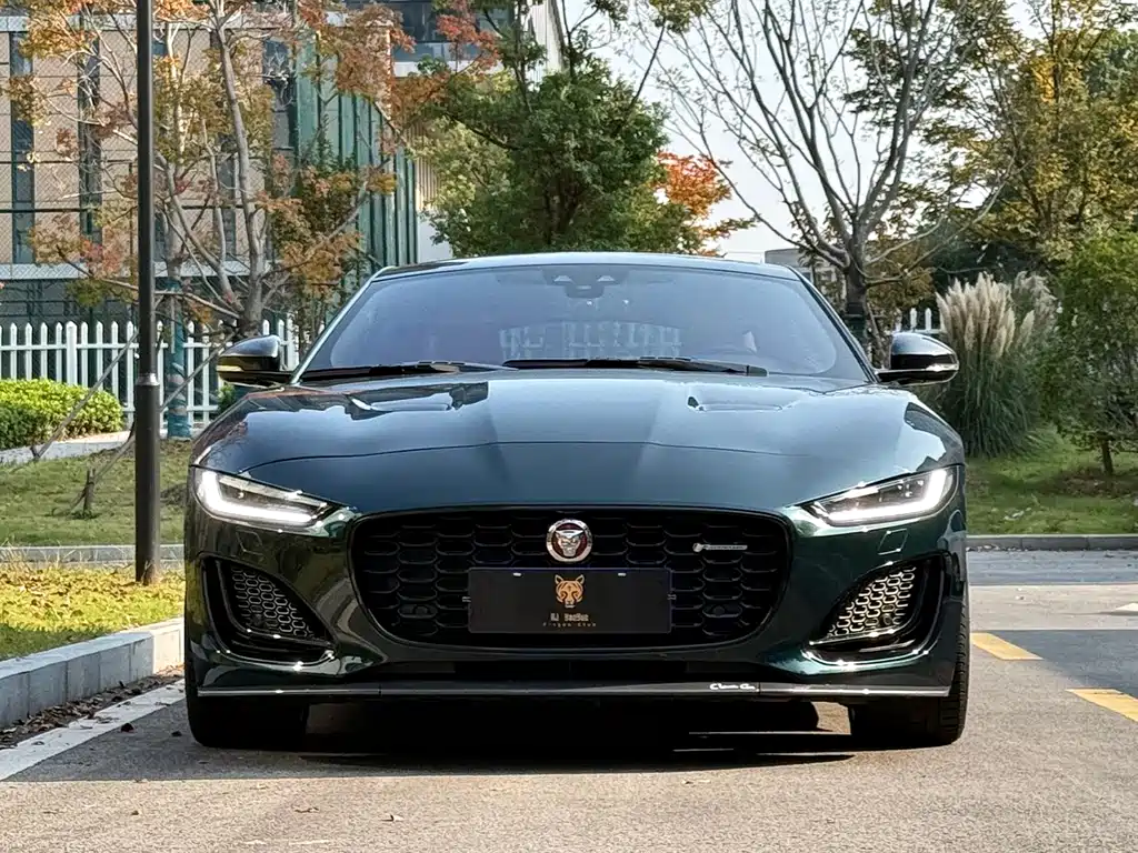 JAGUAR F TYPE