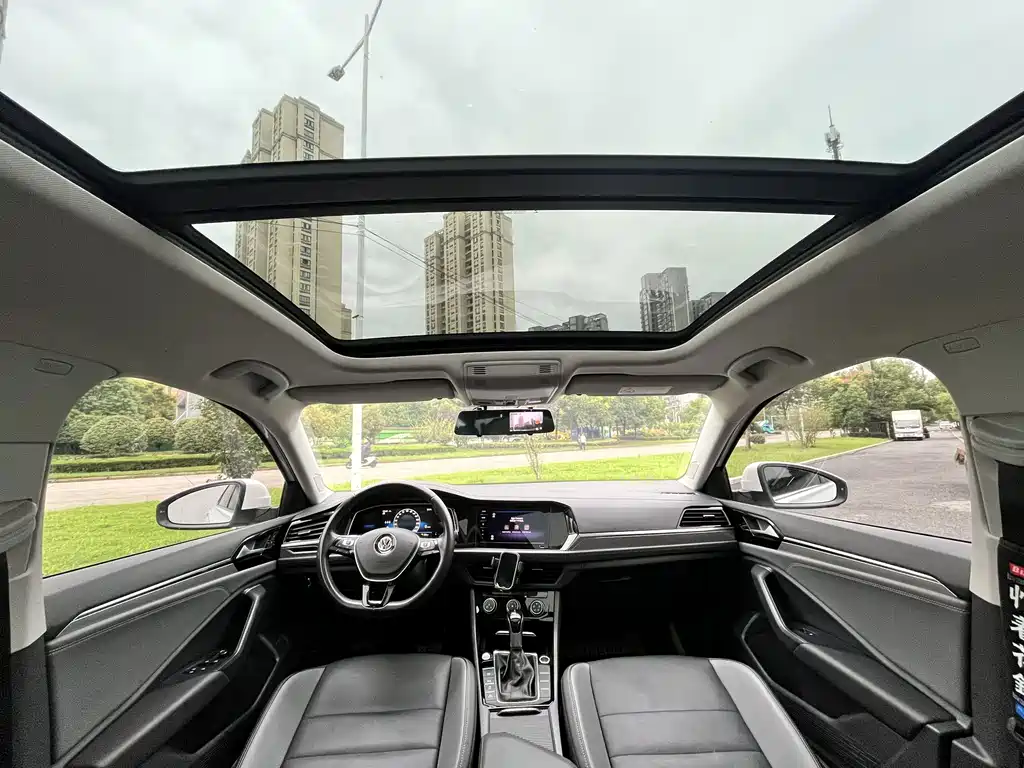Volkswagen Sagitar — миниатюра 10
