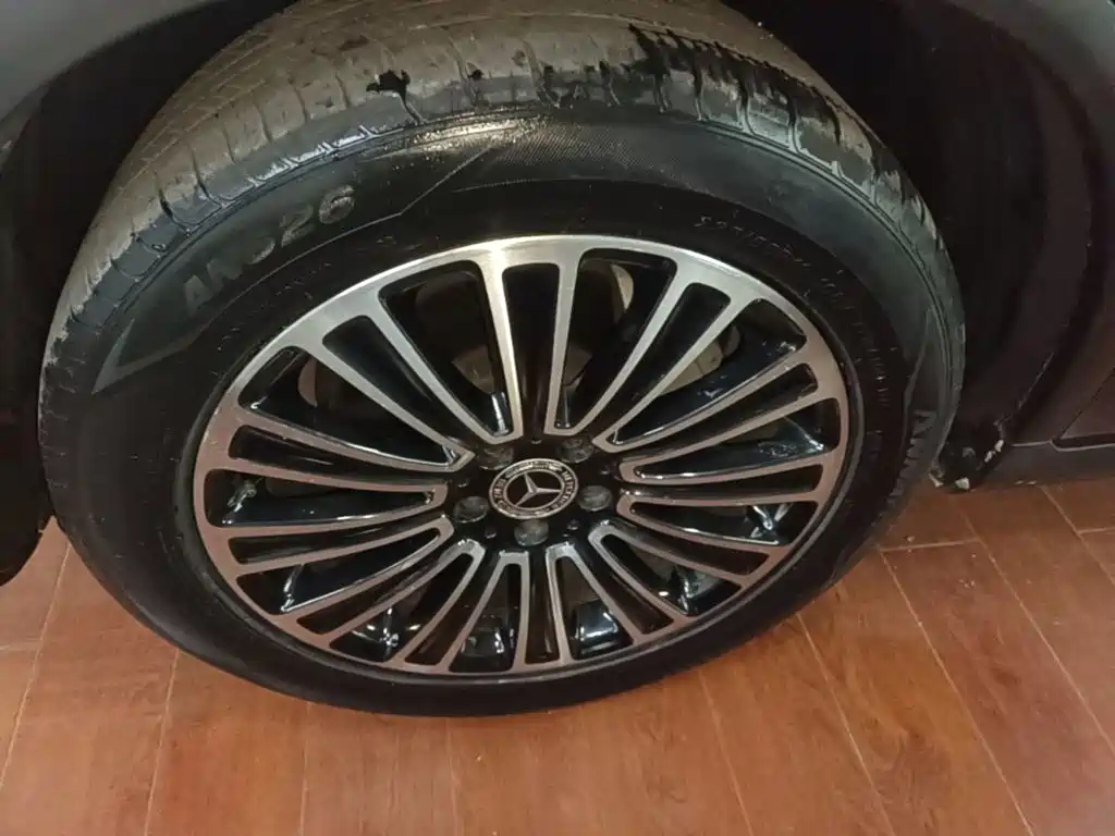 Mercedes-Benz GLC — миниатюра 23
