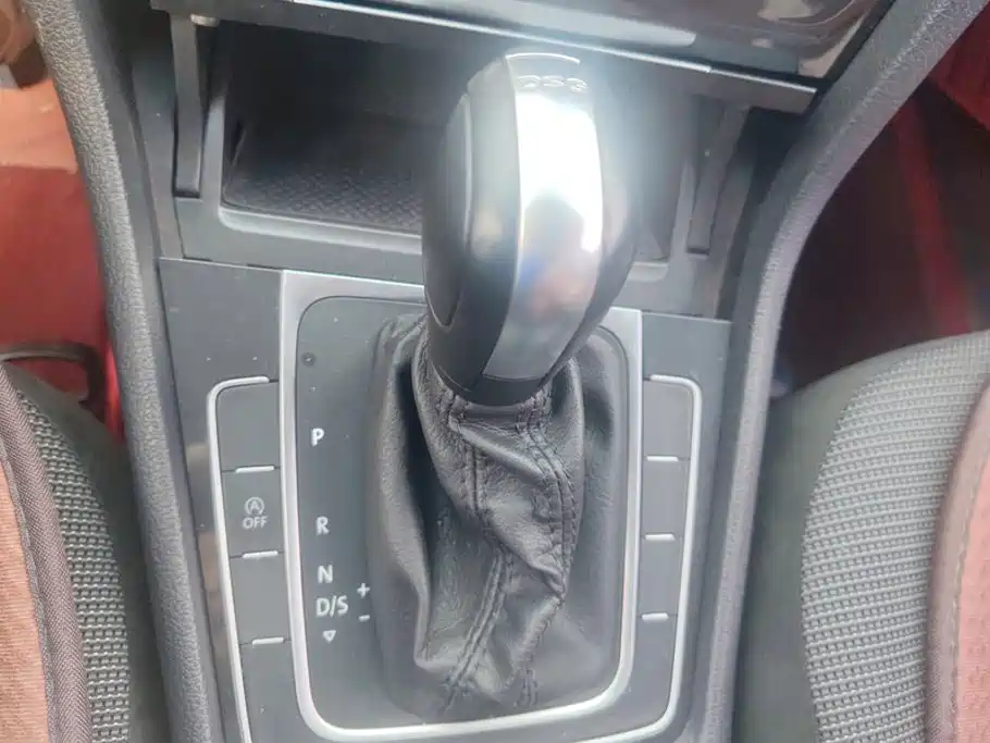 Volkswagen Golf — миниатюра 16