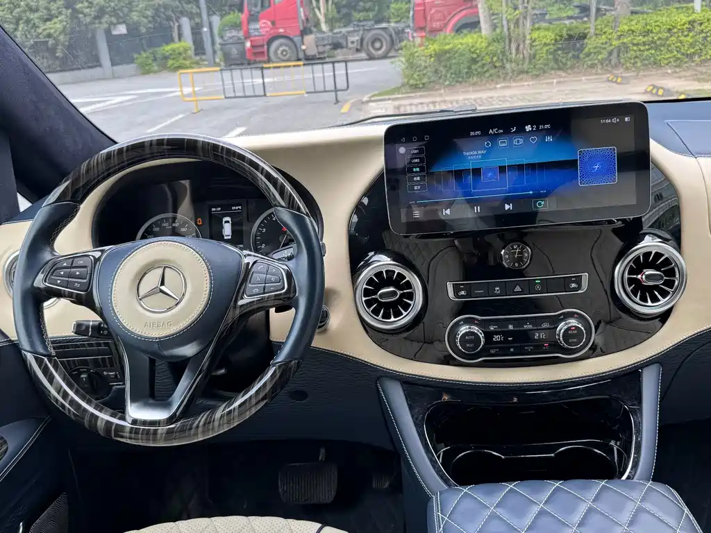 Mercedes-Benz Vito — миниатюра 9