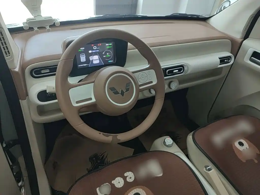 Wuling MINIEV — миниатюра 10