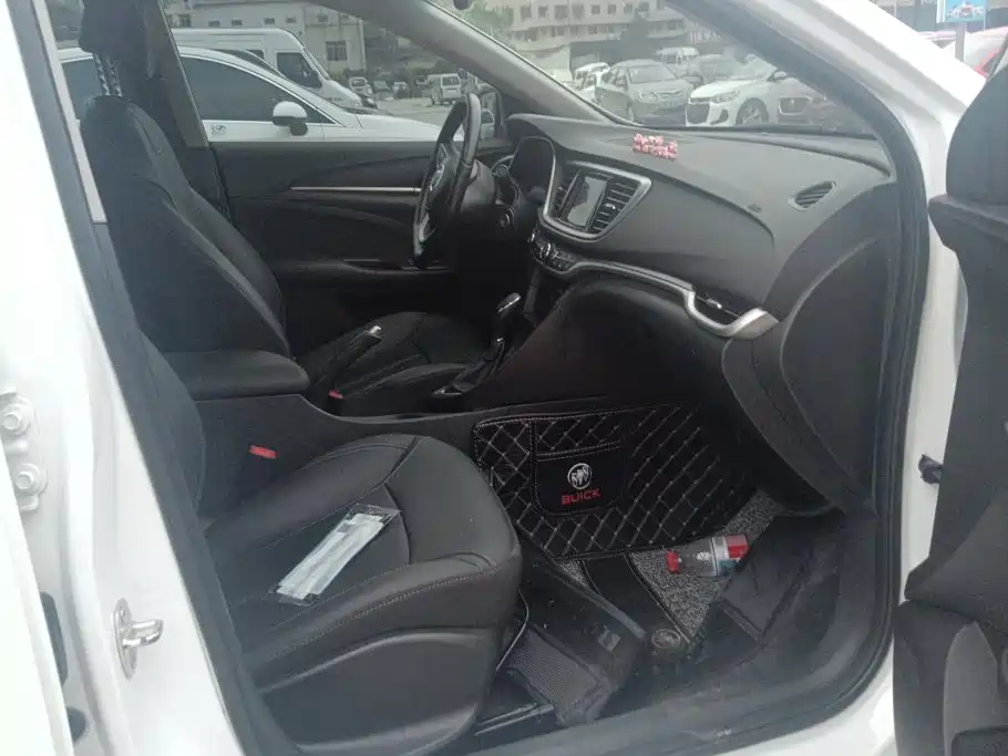 Buick Excelle — миниатюра 8