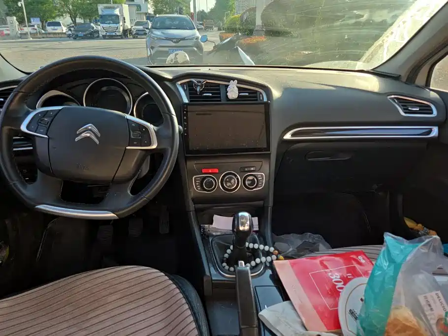 Citroen C4L — миниатюра 12