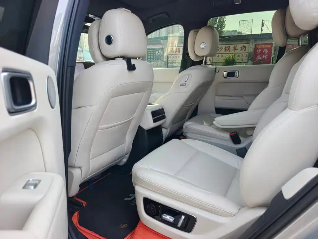 Li Auto L8 2023 Pro