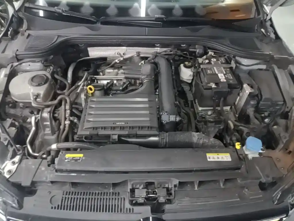 Volkswagen Golf — миниатюра 20