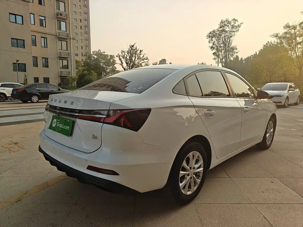 Roewe i5 — миниатюра 7