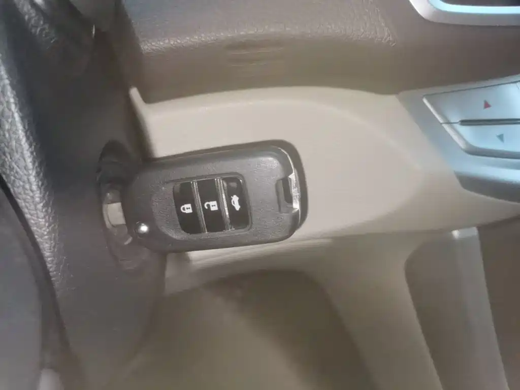 Honda Accord — миниатюра 9