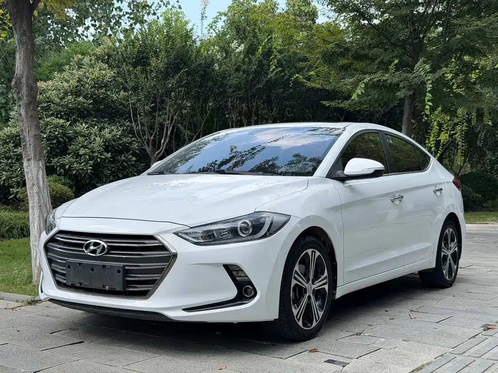 Hyundai Elantra