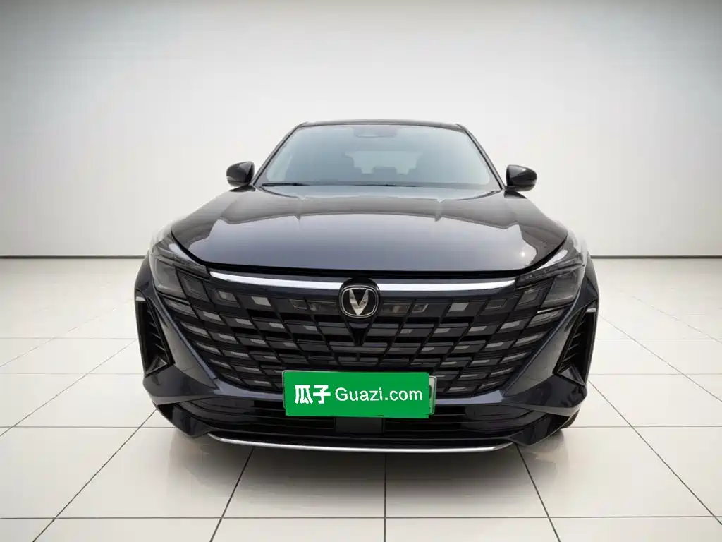 Changan UNI-Z New Energy — миниатюра 2