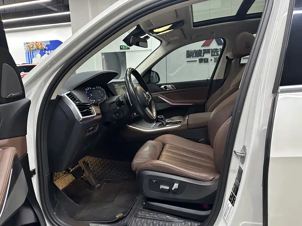 BMW X5 (Import) — миниатюра 7