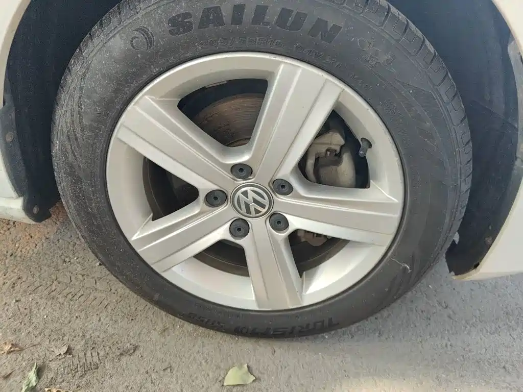 Volkswagen Golf — миниатюра 24
