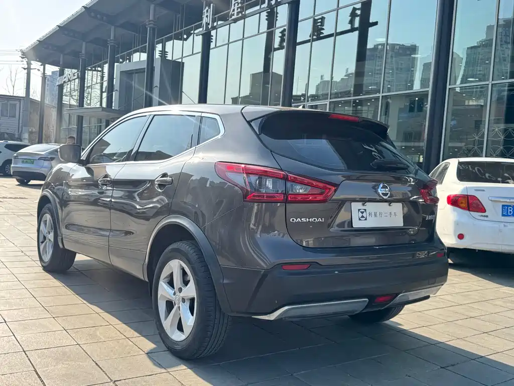 NISSAN QASHQAI